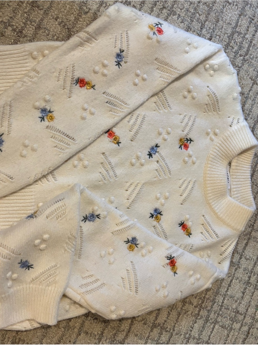 Storia Cream Knit Sweater with Multicolor Floral Embroidery - Picture 2 of 4